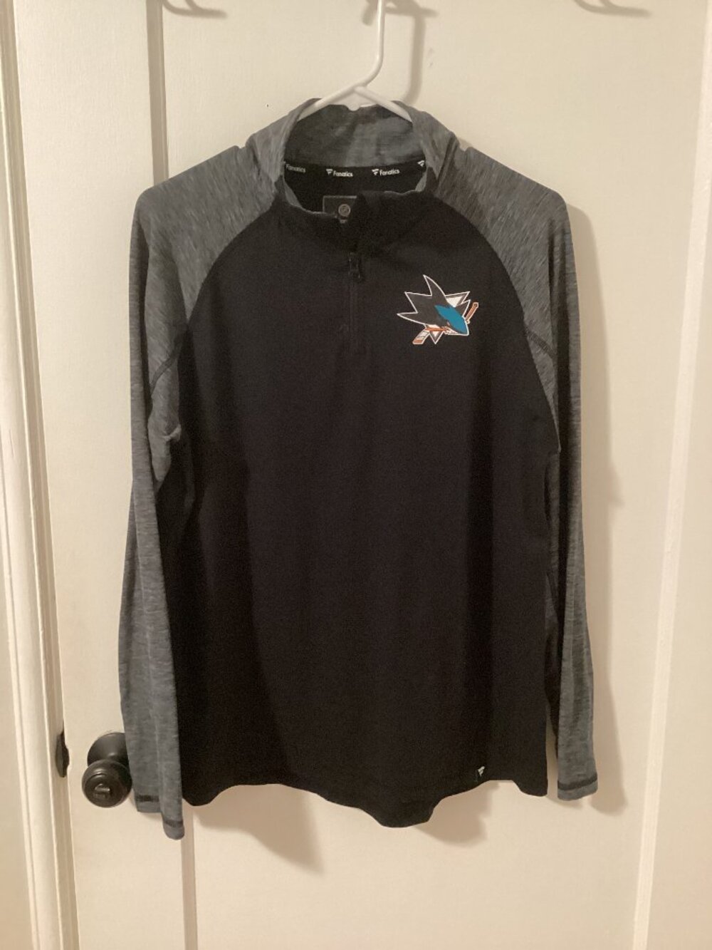 San Jose Sharks Pullover Womens Large (Like New)